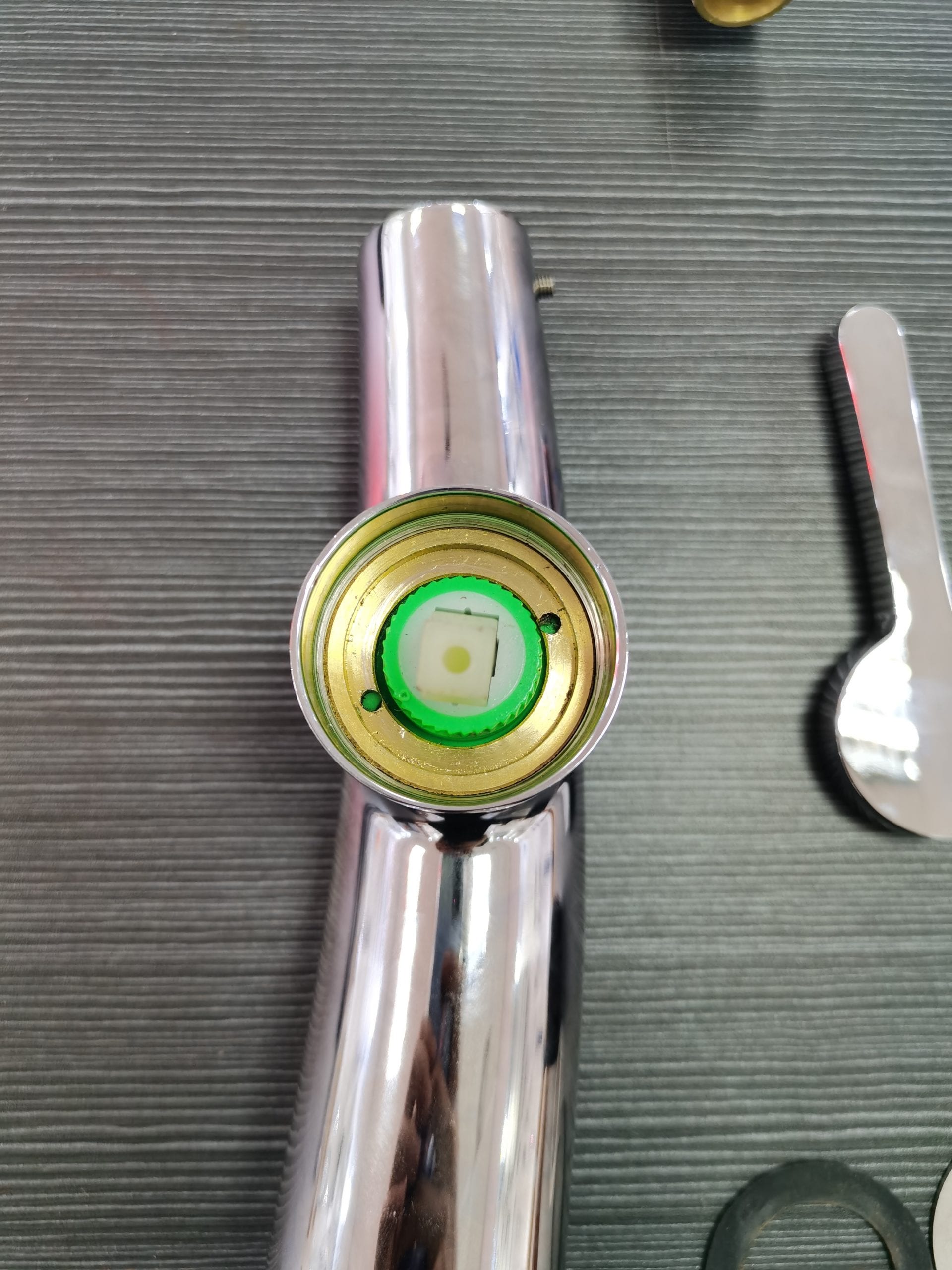 Hot And Cold Faucet Working Principle – VIGA Faucet Manufacturer